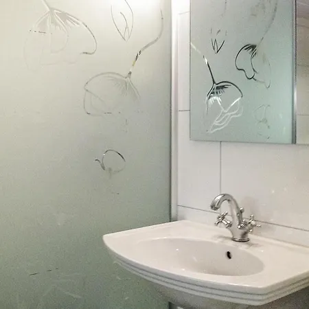 3 Bedroom Lovely In Dom wakacyjny *